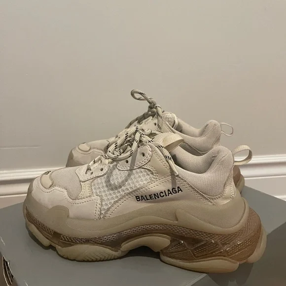 Authentic Balenciaga Triple S Trainers Clear Sole - Picture 2 of 6